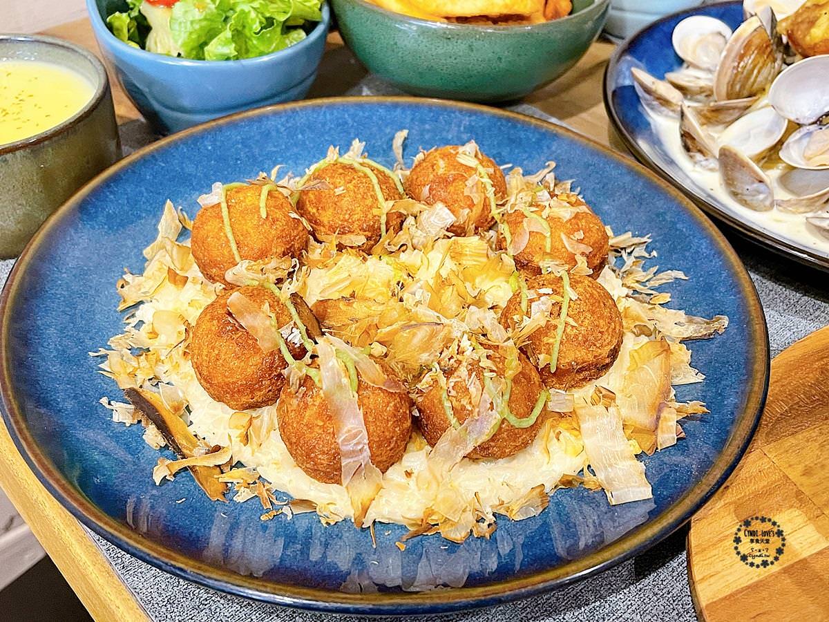 村口微光 逢甲店，台中最美老屋巷弄義式餐廳，創意新品章魚燒味噌燉飯每日現量供應，平價義式料理159元起 - Cyndi loves享食天堂